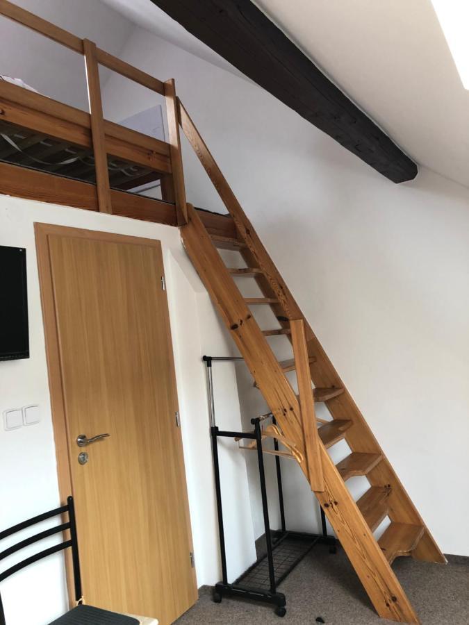 Bakin bar Hotel Trebic Bagian luar foto