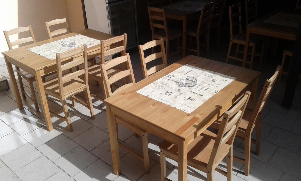 Bakin bar Hotel Trebic Bagian luar foto