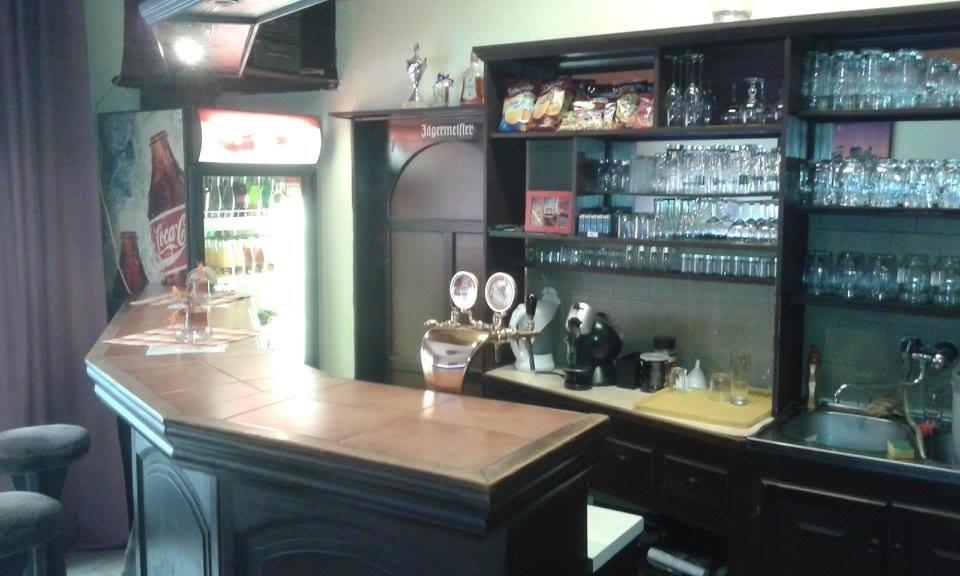 Bakin bar Hotel Trebic Bagian luar foto